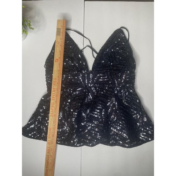 Forever 21 NWT Sequined Peplum Top Size M - Picture 6 of 10